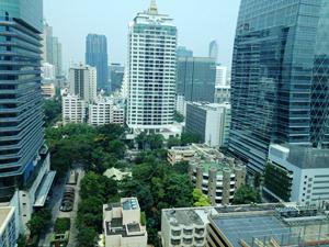 Condo for sale in Bangkok Ploenchit area. Athenee Residence 189 sq.m. 2 bedrroms (origonal 3 bedrooms) High floor. Upscale living area of Bangkok.