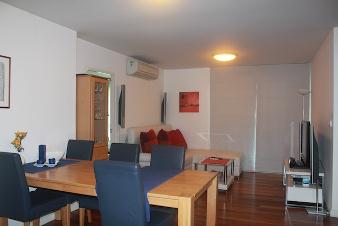 Condo for sale in Bangkok Sukhumvit 49. Size 77 sq.m. 2 bedrooms 2 bathrooms. Fully furnished. Nice neighborhood. Sale with tenants yield 7%