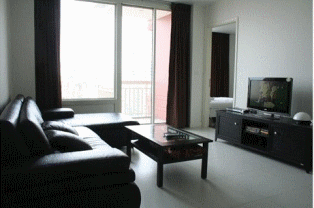 CHEAPEST!!! SUPER DEAL!!! Nicely furnished condo for sale near Chidlom area 58 sq.m. 1 bedroom. Very high floor & very nic e view!