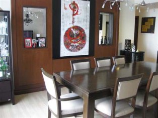 Luxury 3 bedrooms condo for sale in Ploenchit area 179 sq.m. 3 bedrooms fully funished. Nice view on high floor. Close to Ploenchit BTS