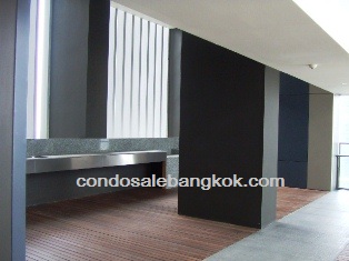 Luxury condo for sale for sale in Sathorn area. Super high floor. Tastefully furnished 3 bedrooms 197.76 sq.m. at 