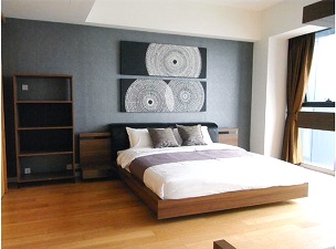 Luxury condo for sale for sale in Sathorn area. Super high floor. Tastefully furnished 3 bedrooms 197.76 sq.m. at 