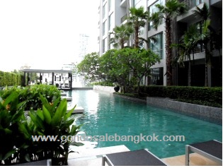 Condo for sale in Bangkok Thailand. Brand new in Thonglor 1 bedroom 55 sq.m. partly furnished. Nice building & Good residetial area.