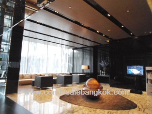 Condo for sale in Bangkok Thailand. Brand new in Thonglor 1 bedroom 55 sq.m. partly furnished. Nice building & Good residetial area.