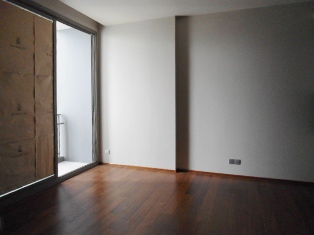 Lowest price Brand New 1 bedroom 53 sq.m condo for sale in Bangkok Thonglor area. Nice residential area. Unfurnished.